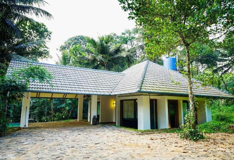 בית מלון כפרי Oyo 10233 Century Village Resort