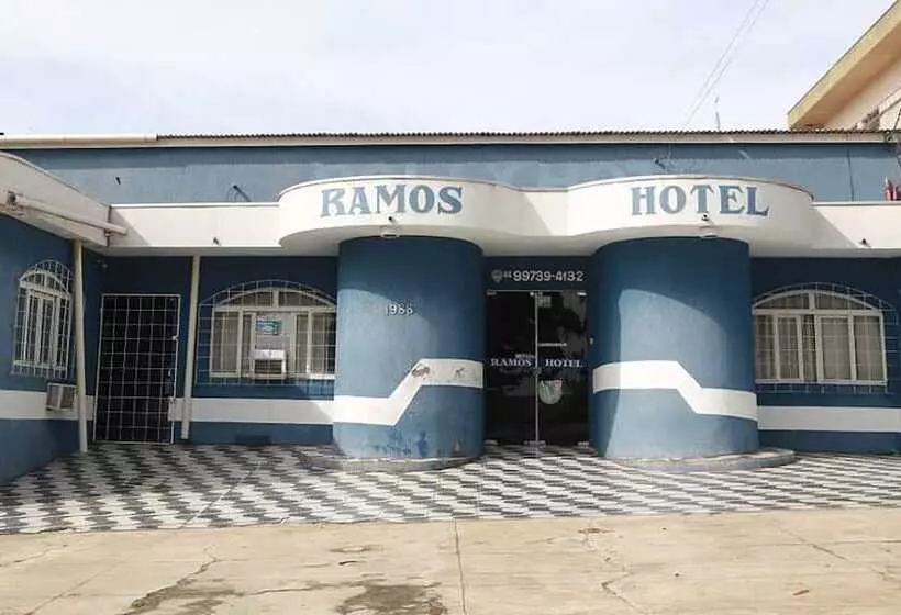 Hotelli Oyo Ramos
