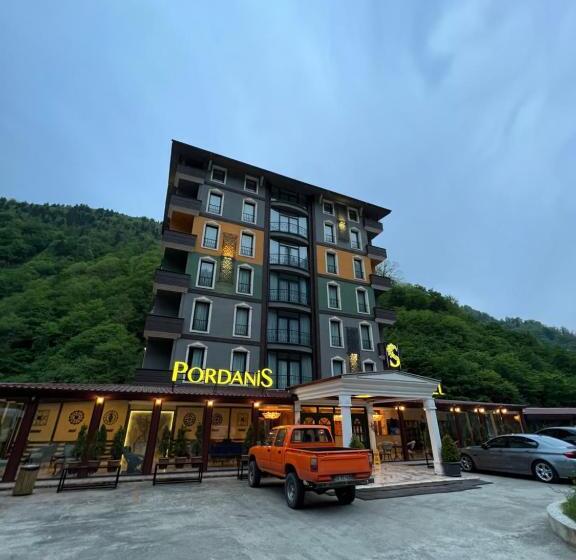 فندق Pordani̇s