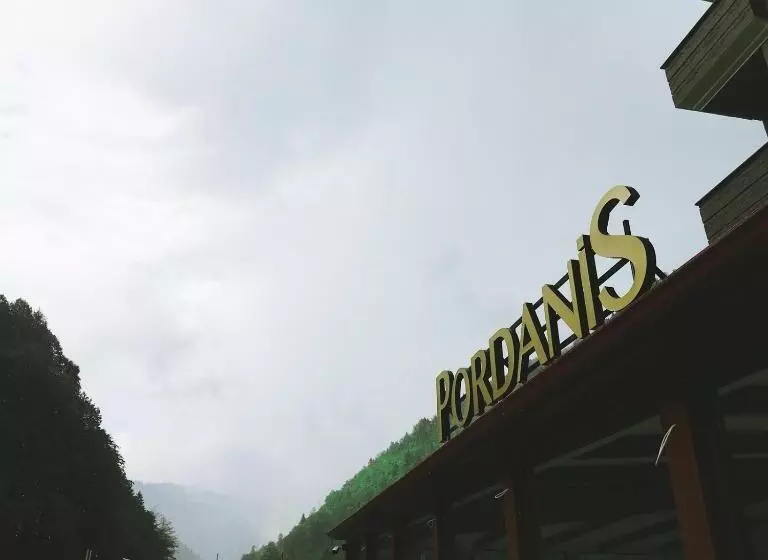 هتل Pordani̇s