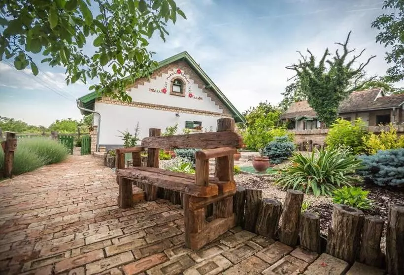 Hotelli Provence Birtok