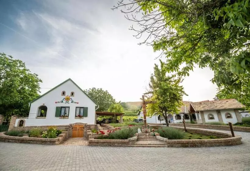 Hotelli Provence Birtok