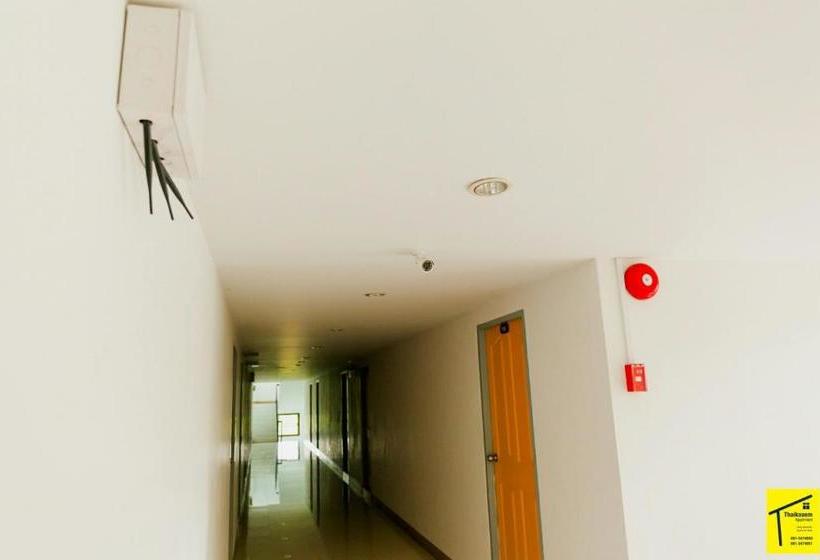 בית מלון כפרי Thaikasem Apartment