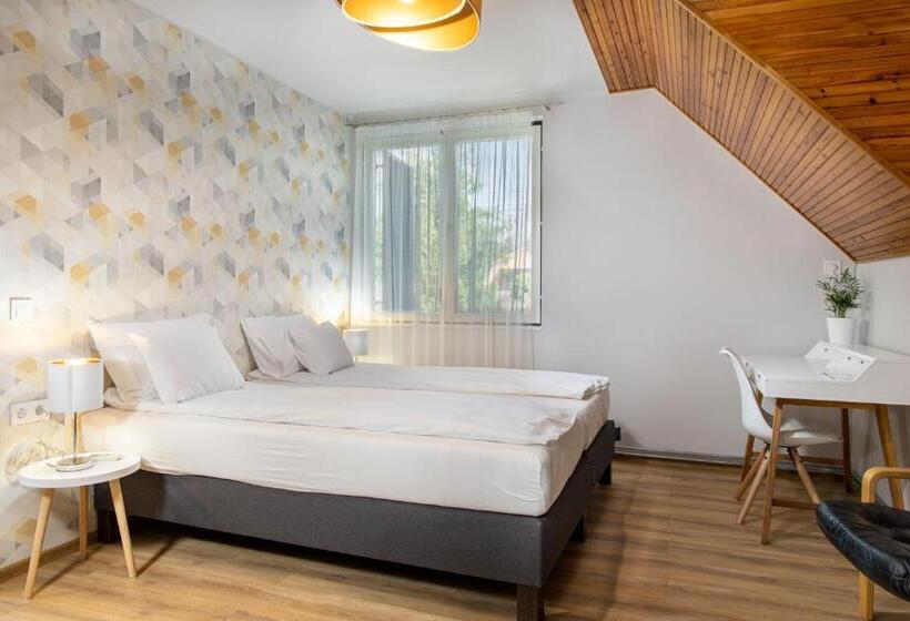 Pensjonat Tiszapart Vendégház