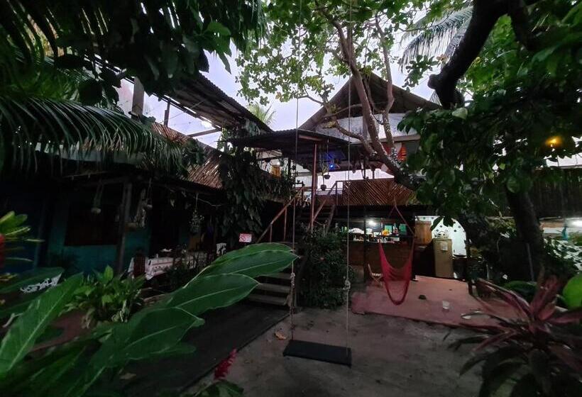 פנסיון Vila Shangri La Algodoal  Suítes E Redário