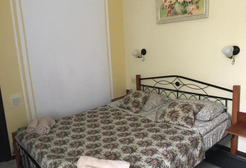 פנסיון Villa Galicia