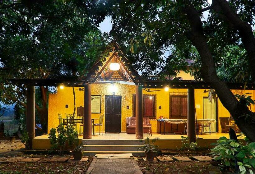 リゾートホテル 3bhk Riverside Stay Reflektions By Livingstone