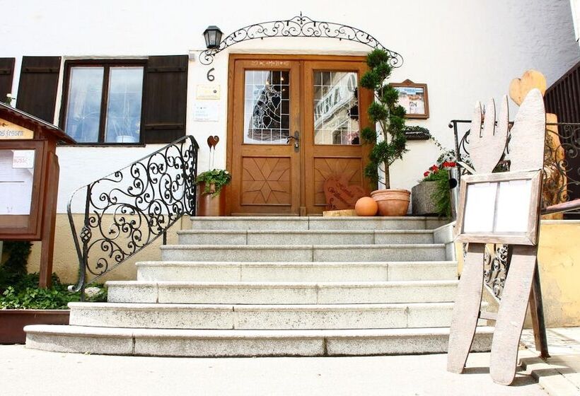 Retkeilymaja Bimesmeier Gasthof & Pension