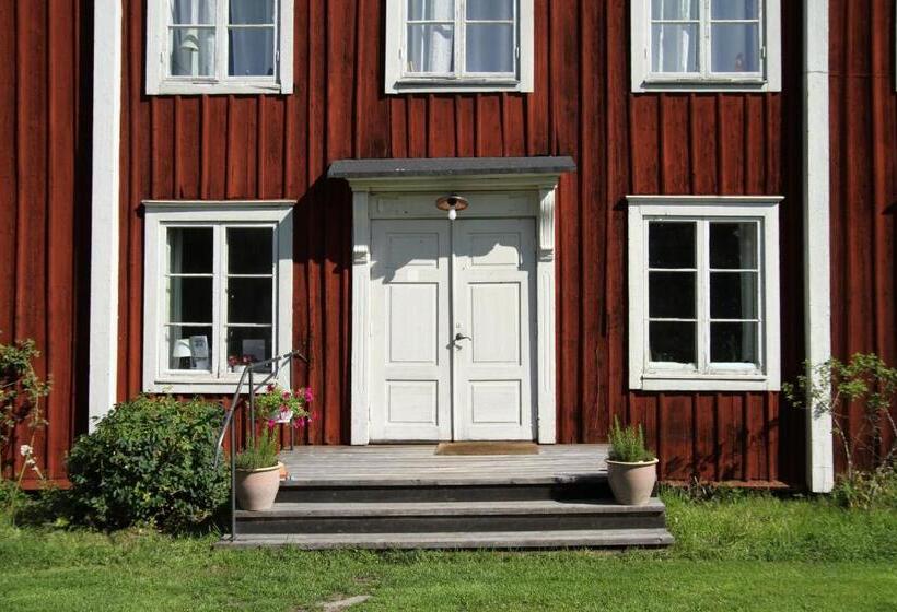 Frägsta Hälsingegård B&b