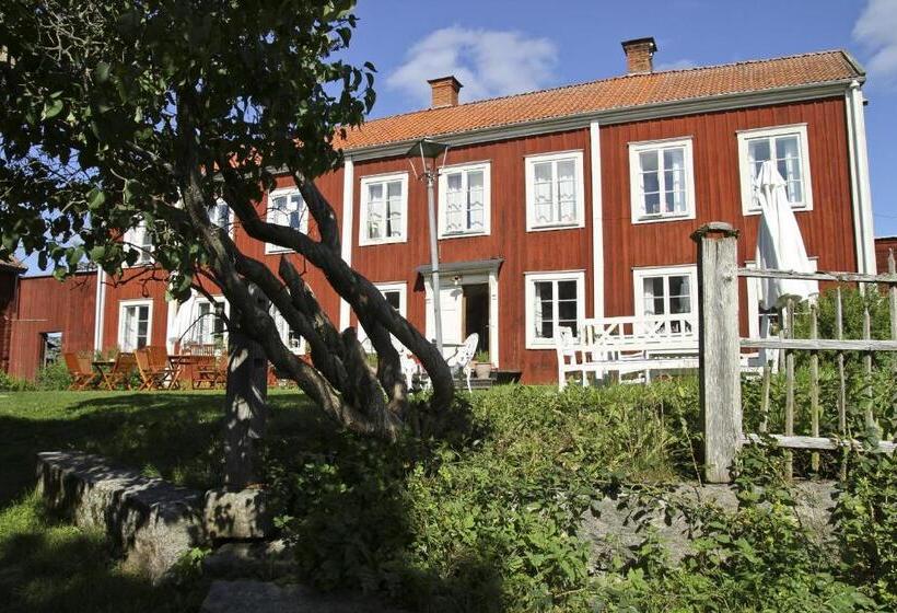 Frägsta Hälsingegård B&b