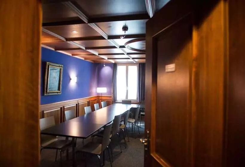 Hotelli Bauernhof   Self Check In