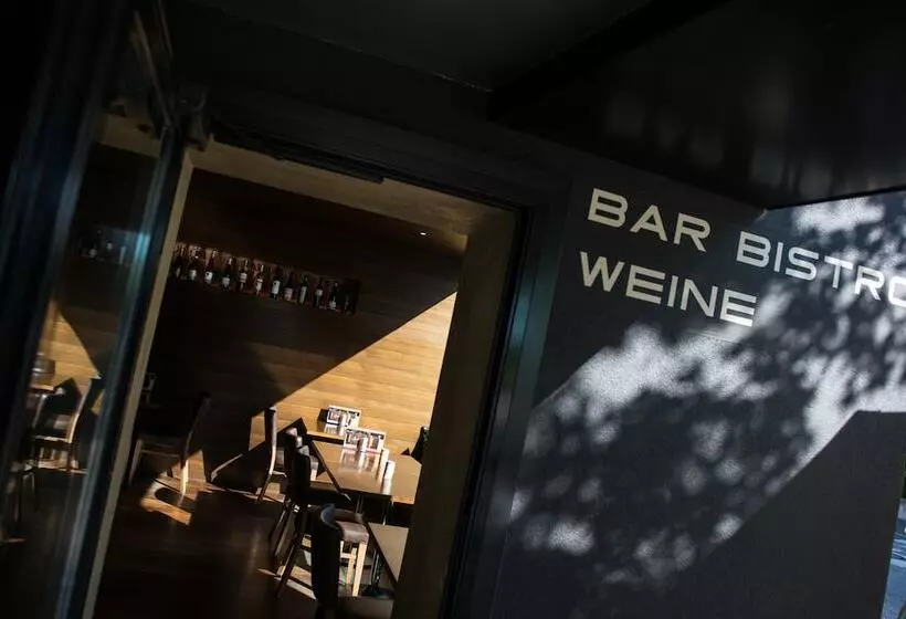 Hotelli Bauernhof   Self Check In