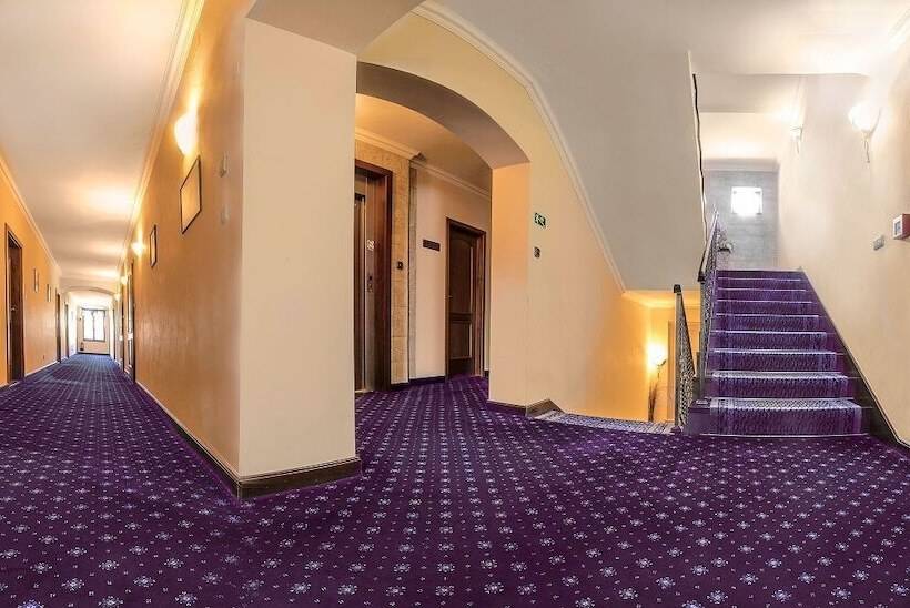 Отель Buchlovice