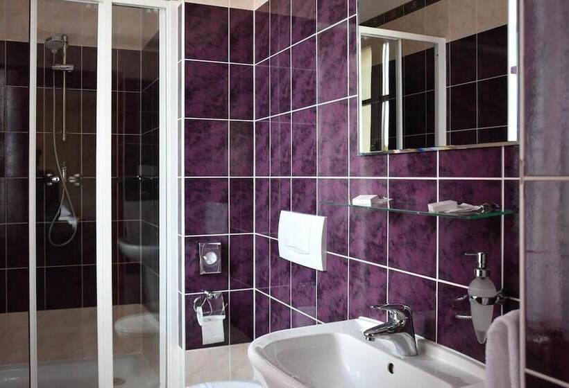 Отель Buchlovice