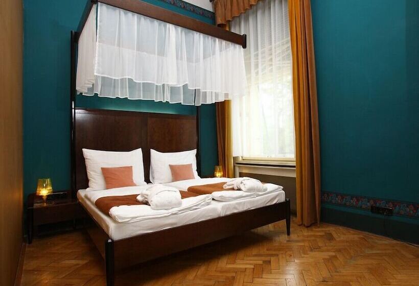 בית מלון כפרי Chateau Kotěra