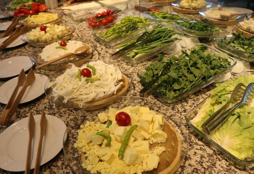 בית מלון כפרי Lazlakar