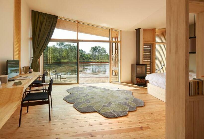 Отель Les échasses Golf & Surf Eco Lodge