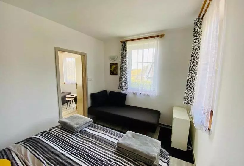 Majatalo Apartmány Na Horce