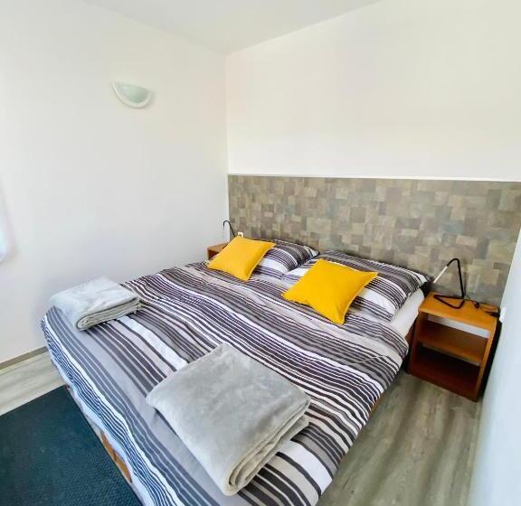 بنسيون Apartmány Na Horce