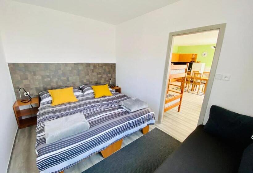 بنسيون Apartmány Na Horce