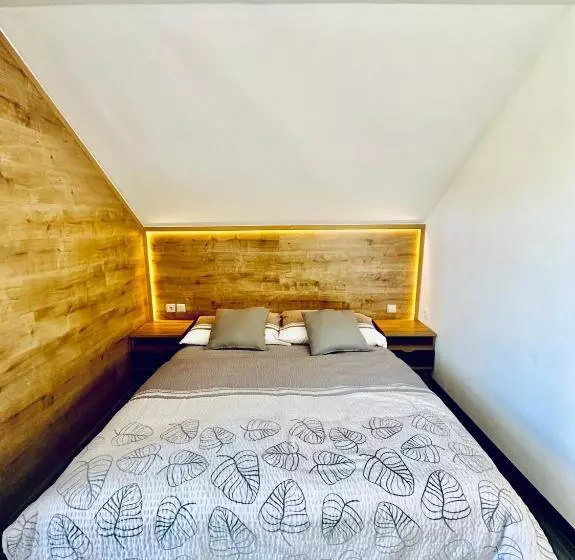 Majatalo Apartmány Na Horce