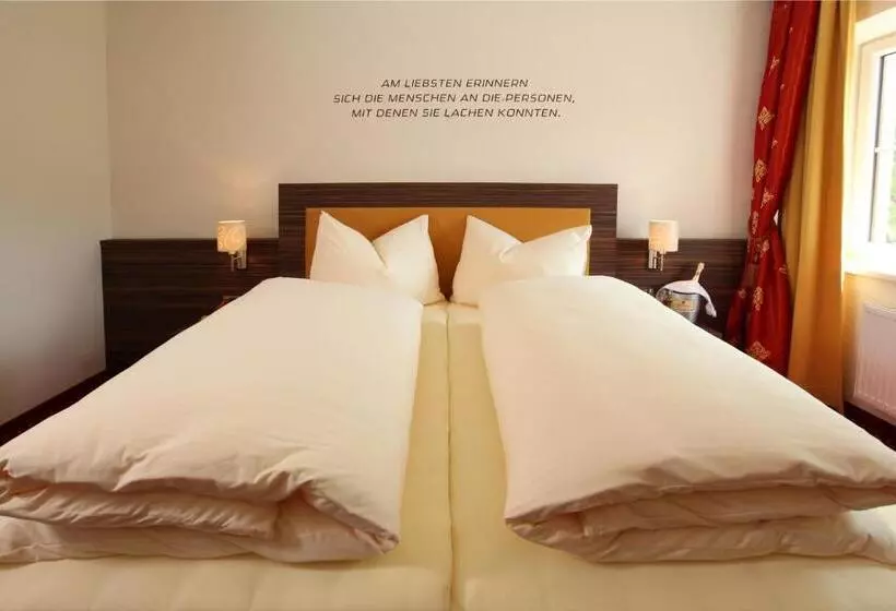 Majatalo Gasthof   Restaurant Hubertushof