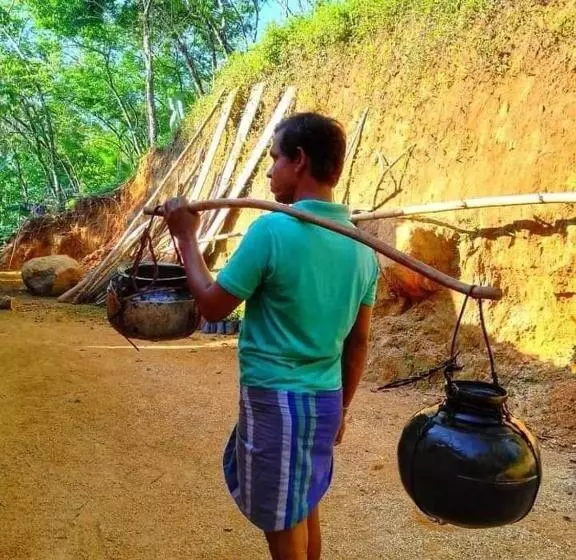 ペンション Hamadhi Guest