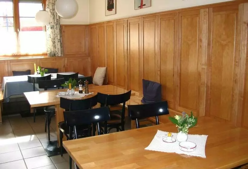 Majatalo Landgasthof Zum Alten Weinstock