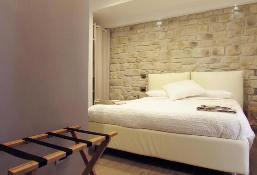 פנסיון Olivia Rooms Eurialo