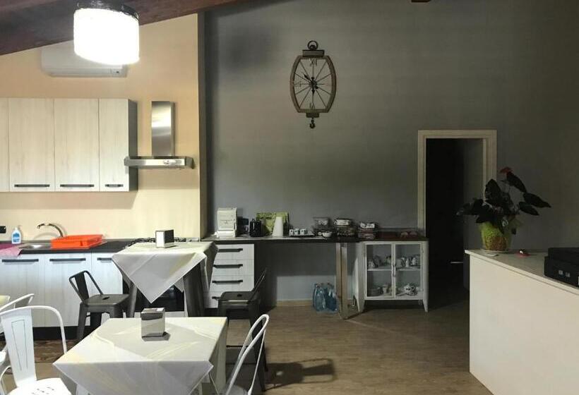 Пансион Room & Breakfast Le Magie