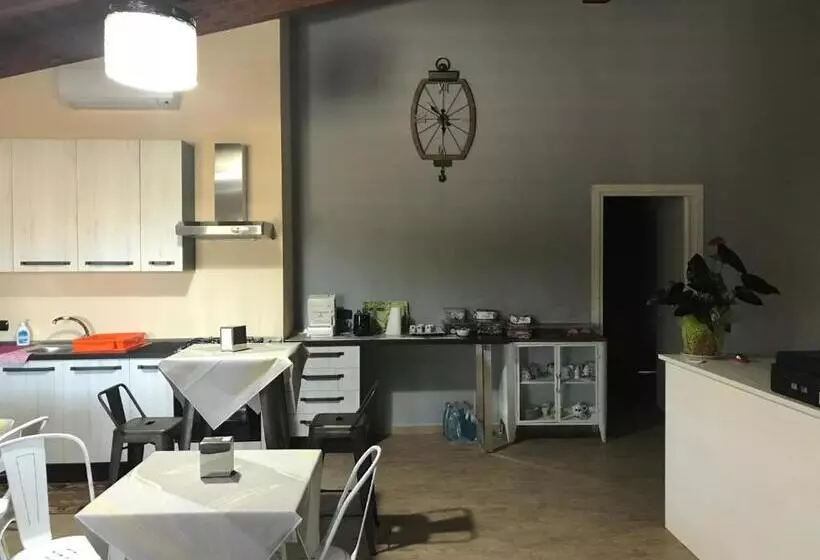 Majatalo Room & Breakfast Le Magie