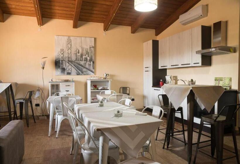 Пансион Room & Breakfast Le Magie