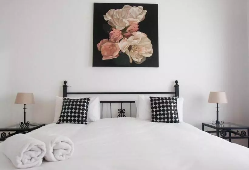 Majatalo Steytlerville Royal