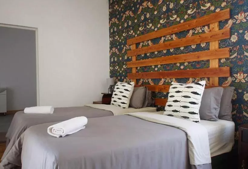 Majatalo Steytlerville Royal