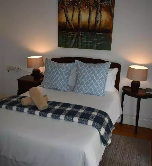 Majatalo Steytlerville Royal