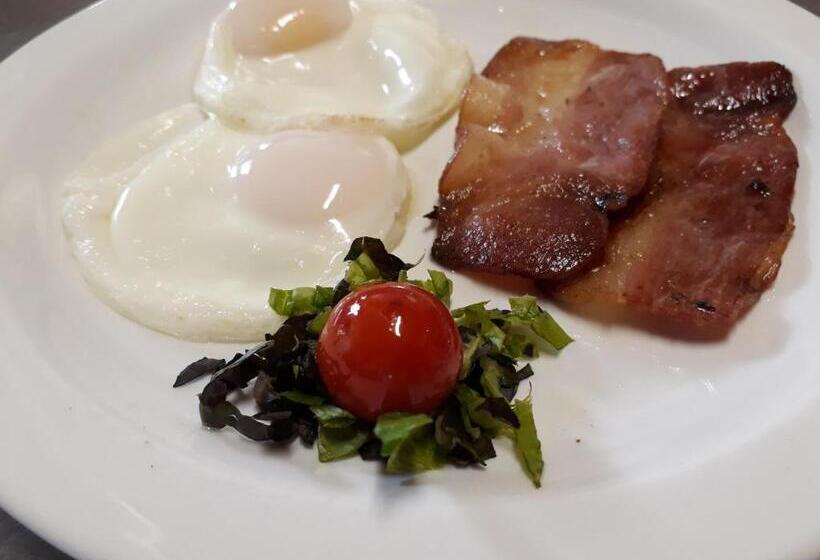 Пансион Steytlerville Royal