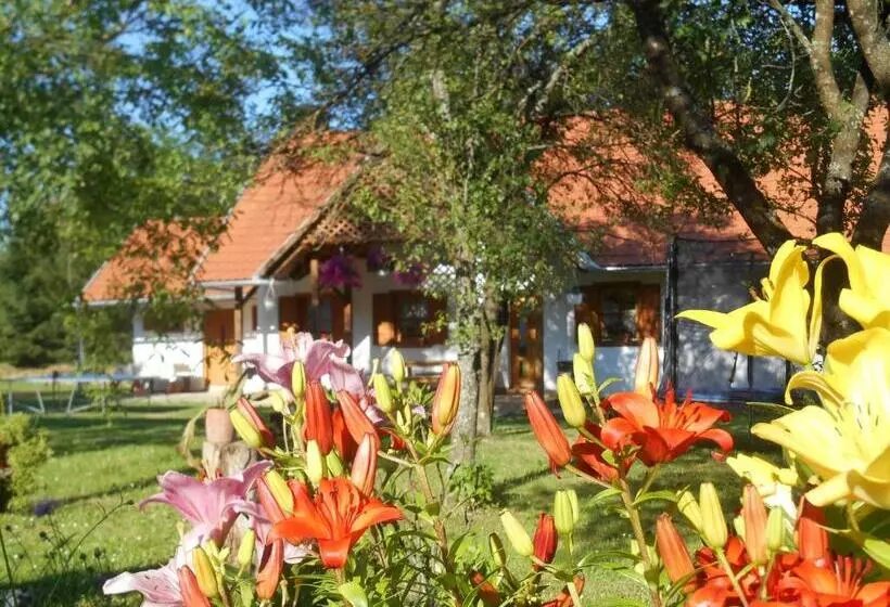 Majatalo Vendégmarasztaló Porta