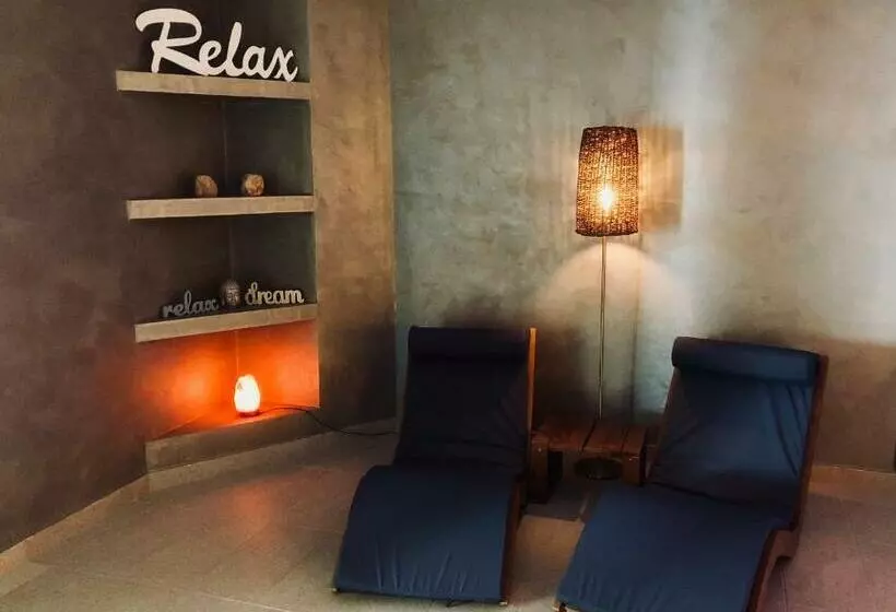 Lomakeskus Complex Turistic Magura