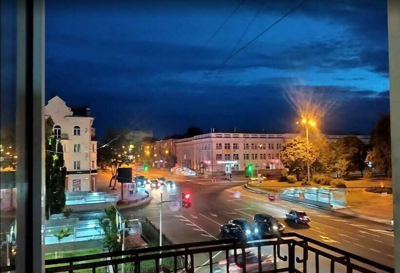 הוסטל Apart Hotel Parasolka