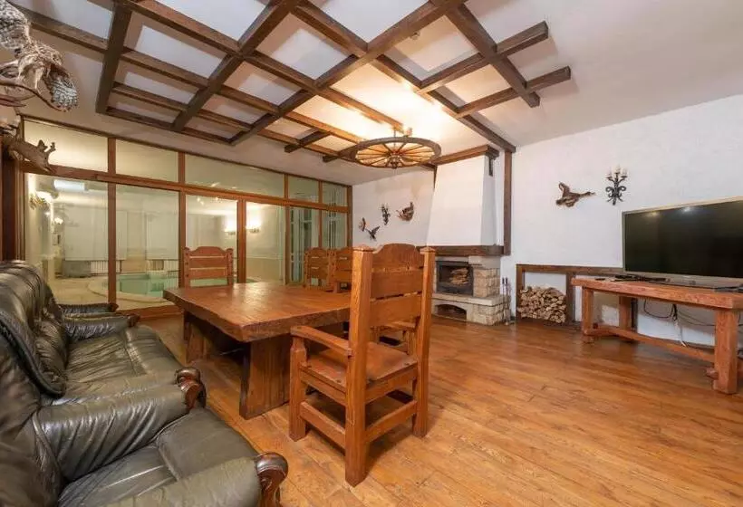 Retkeilymaja Brech Resort&spa