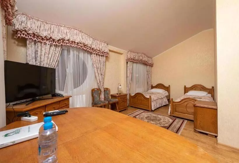 Retkeilymaja Brech Resort&spa