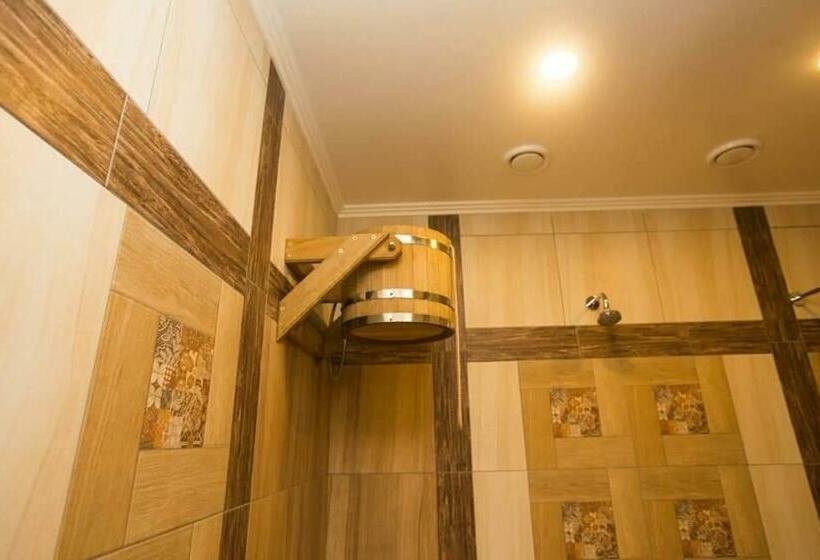 旅馆 Tartak Resort