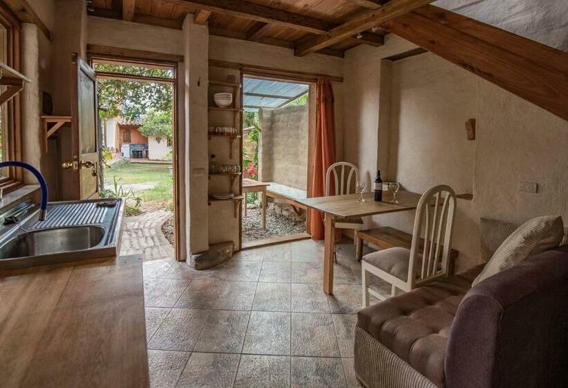 Bed and Breakfast Avalon Hostal Boutique