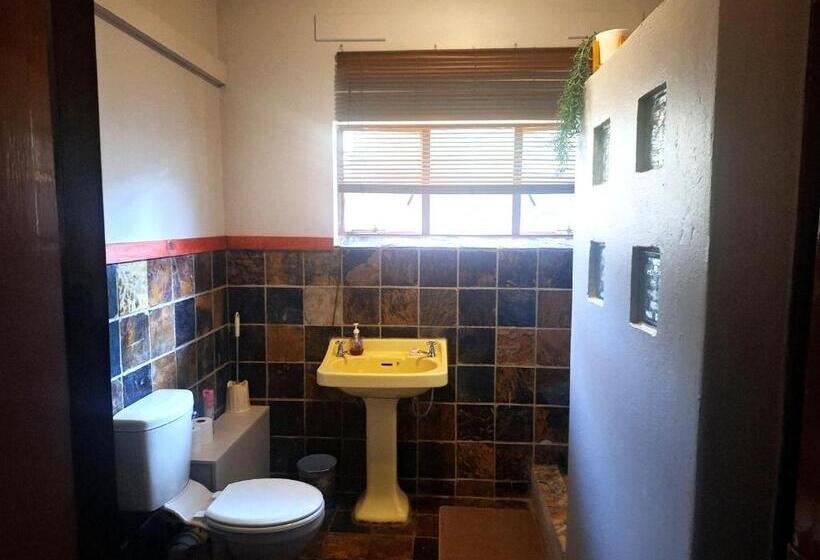 ベッドアンドブレックファースト Schweizer Guesthouse