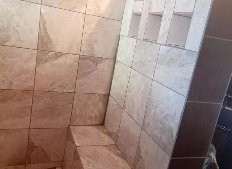 Aamiaismajoitus (B&B) Schweizer Guesthouse