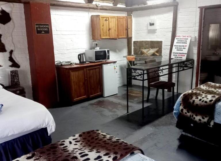 ベッドアンドブレックファースト Schweizer Guesthouse