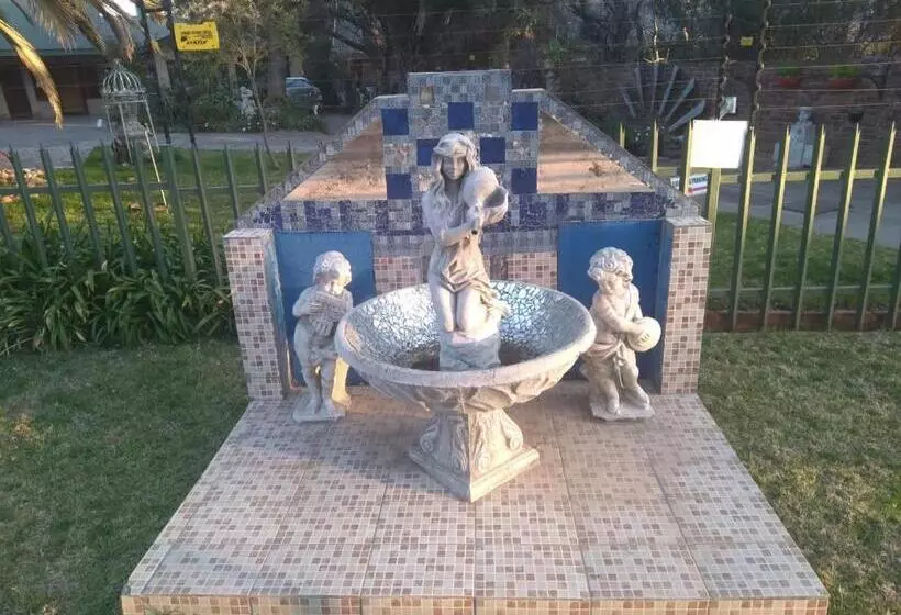 Aamiaismajoitus (B&B) Schweizer Guesthouse