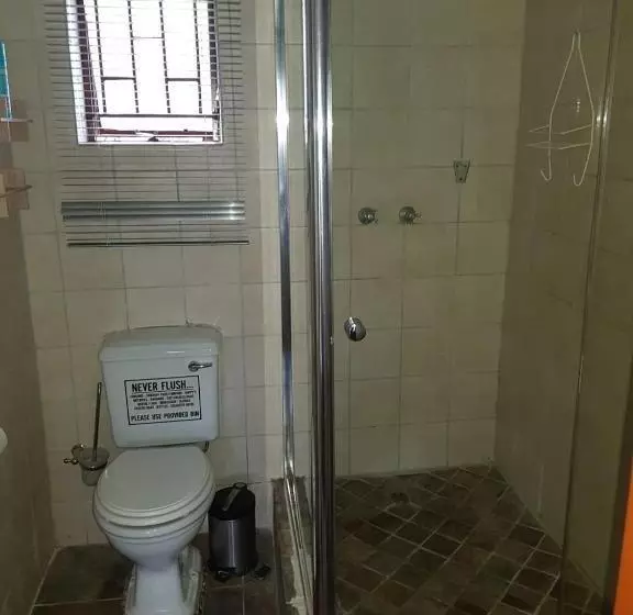 Aamiaismajoitus (B&B) Schweizer Guesthouse