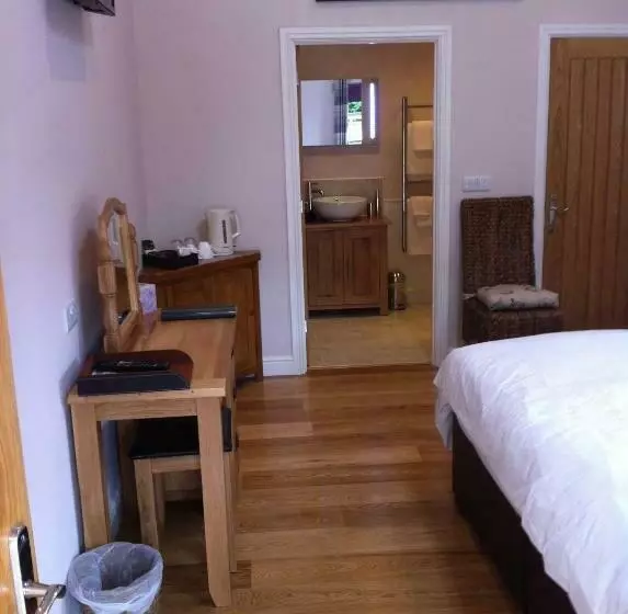 ベッドアンドブレックファースト The Cholmeley Arms