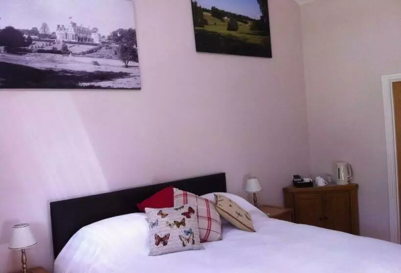 ベッドアンドブレックファースト The Cholmeley Arms